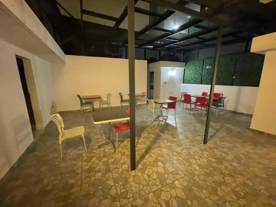 Suites C O V A D O N G A Mexikóváros Kültér fotó